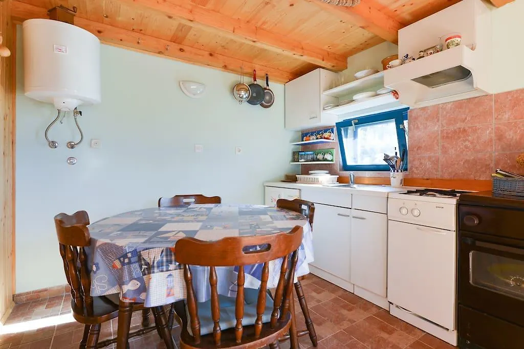 Holiday Home Tomislav 乌格连